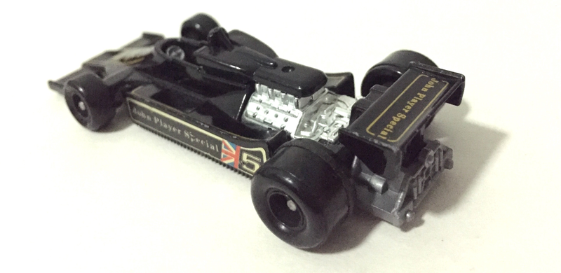Look at that Ford engine block. Not bad for 1/59 toy...